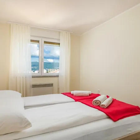 Orchidea Apartment *